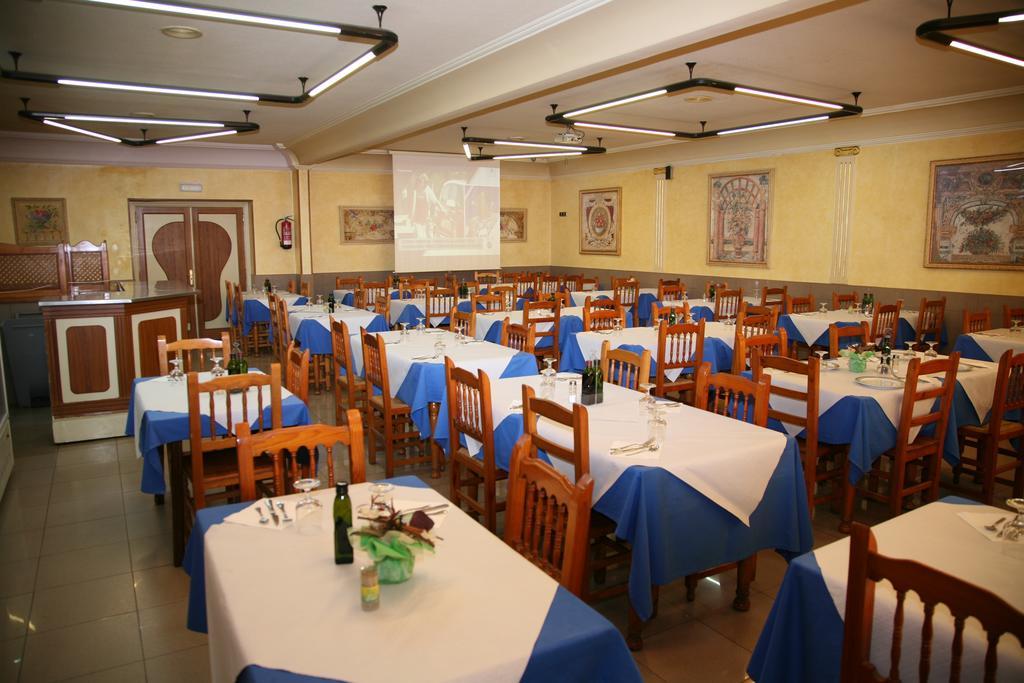Hostal Santa Barbara Socuellamos Ngoại thất bức ảnh